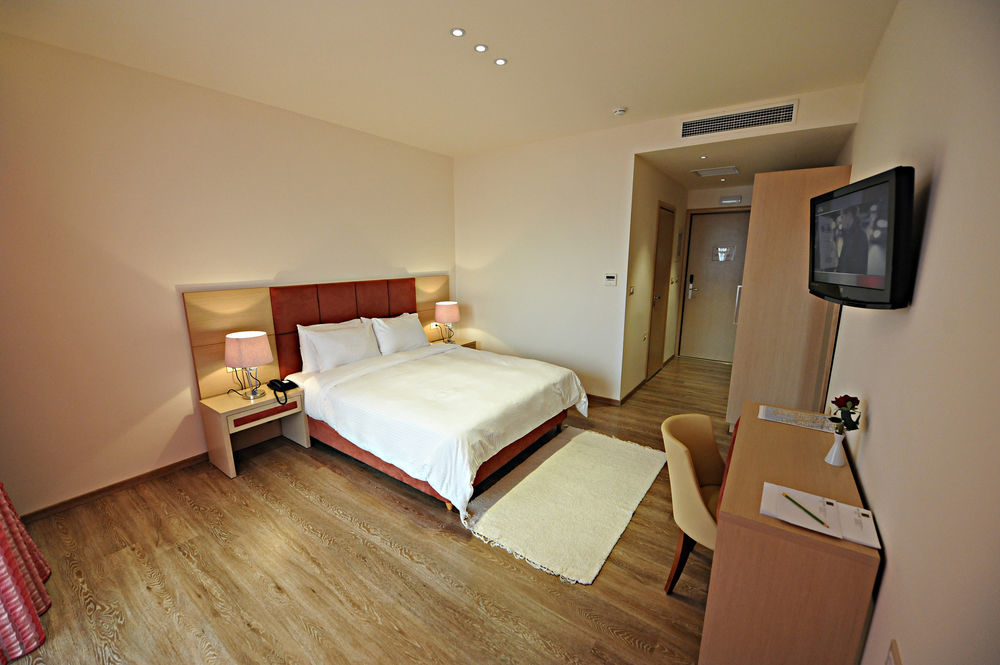 Belvedere Hotel Kalamata Extérieur photo